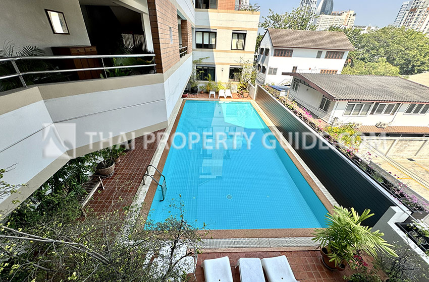 Apartment in Phaholyothin 